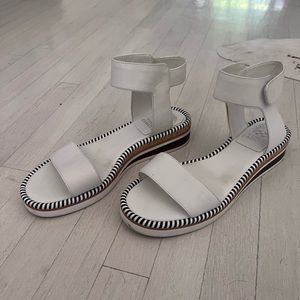 Vince Camuto Sandals